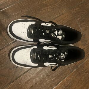 Nike Black and White Air Force 1 Panda size 13